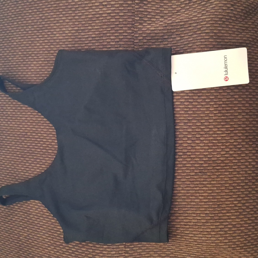 Lululemon Size 8 Black Top